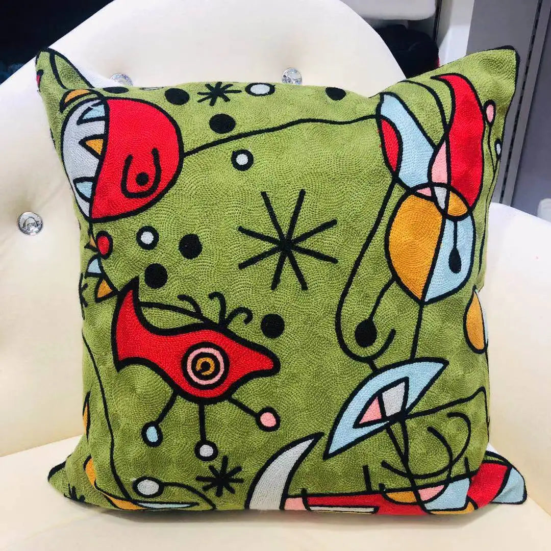 Finni's De Cojin Picasso Abstract Embroidered Pillow Cover